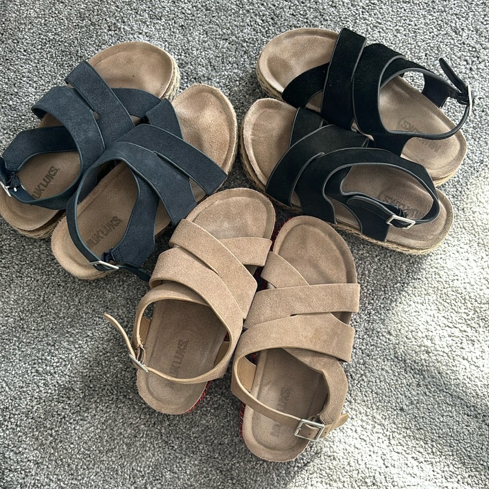 Muk Luks sandals! 3 pair!